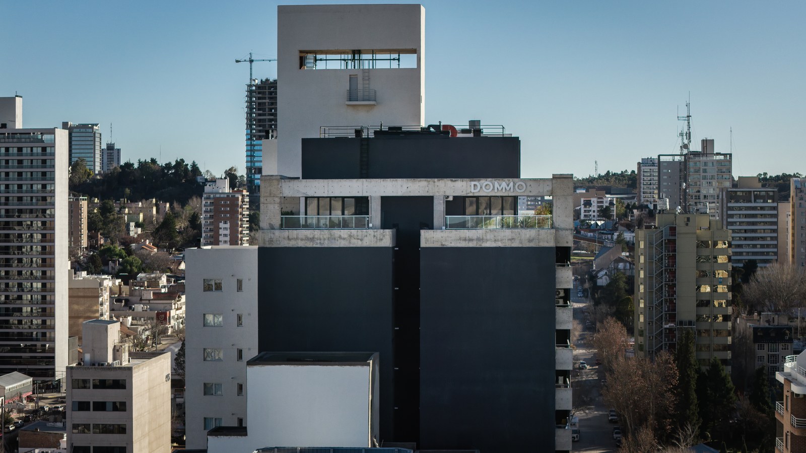 Dommo, edificio en Neuquén: fotografía de obra