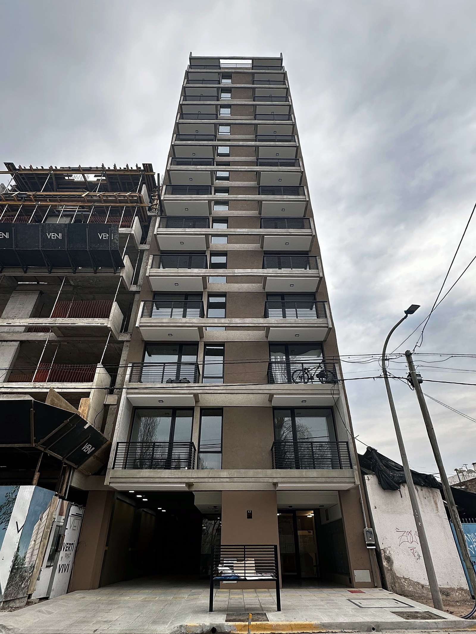 Velvet, edificio en Neuquén: fotografía de obra
